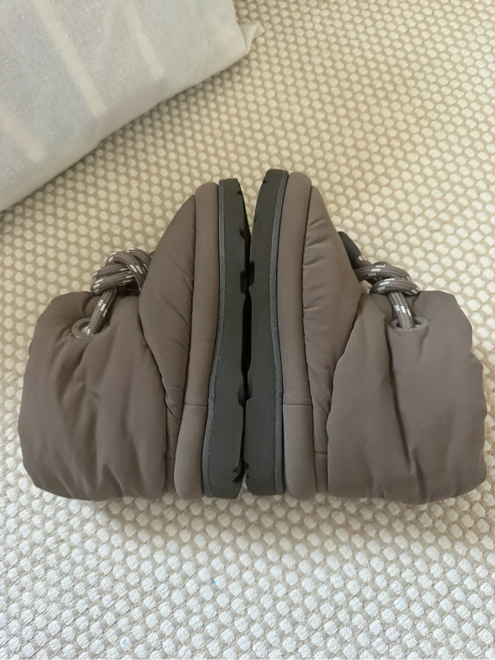 UGG Classic Maxi Short Boot